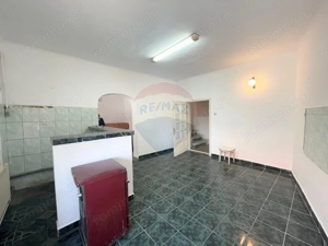 Casă cu 3 camere de vânzare în zona centrala comison 0% + garaj - imagine 20