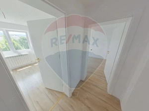APARTAMENT CU 4 CAMERE DE VANZARE - imagine 6