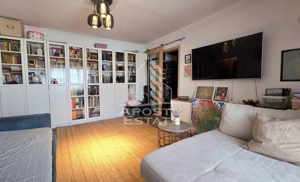 Apartament de vanzare cu 3 camere, mobilat utilat, zona Bucovina