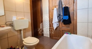 Apartament la casa, 3 camere Etaj 1 - imagine 9