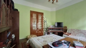 Apartament la casa, 3 camere Etaj 1 - imagine 2