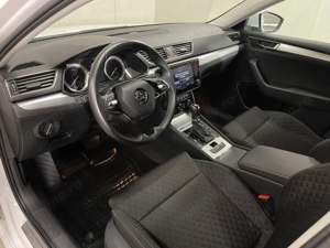 Skoda Superb - imagine 5