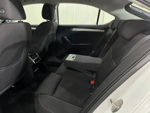 Skoda Superb - imagine 11