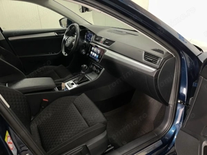 Skoda Superb - imagine 9