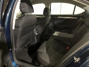 Skoda Superb - imagine 11