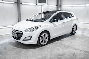 Hyundai i30 1.6 CRDi   2014   Pilot automat   Sistem   Start Stop   Sistem de navigație - imagine 9
