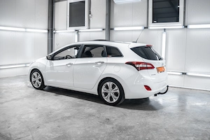 Hyundai i30 1.6 CRDi   2014   Pilot automat   Sistem   Start Stop   Sistem de navigație - imagine 2