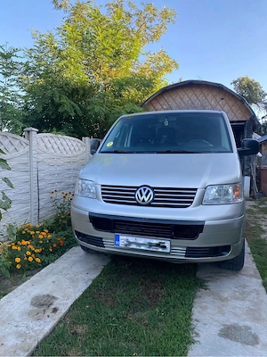 De vânzare: VW Transporter T5 (2008)   Motor 1.9 TDI