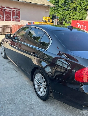 Vand Bmw 320 facelift - imagine 5