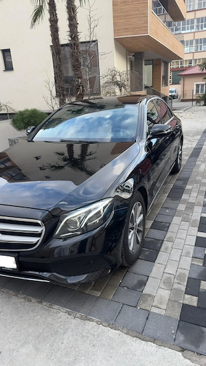 Mercedes E220D 4Matic 2017 - imagine 4