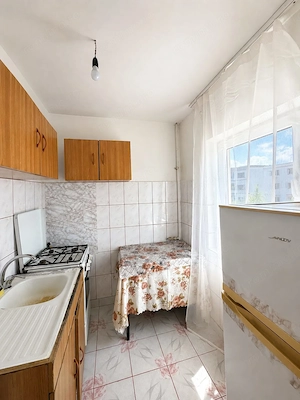 Garsoniera de vanzare , Pitesti , Nord  - imagine 2