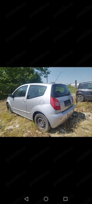 Dezmembrez Citroen c2 diesel 1,4 clima  - imagine 2