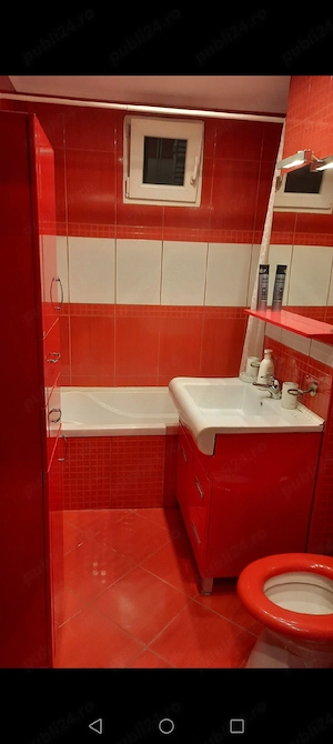 Închiriez apartament 3 camere în zona Nufărul  - imagine 4