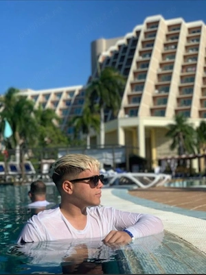 alejandro ShowWeb