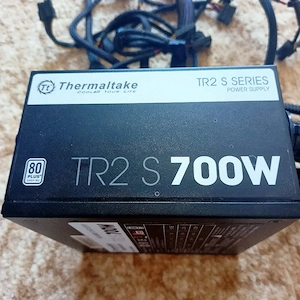 Sursa Thermaltake 700W