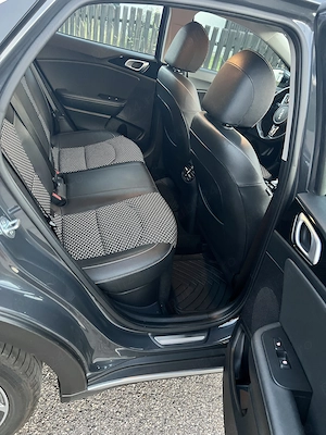 Kia XCeed 1.6 Plug-in Spirit 2022 - imagine 7