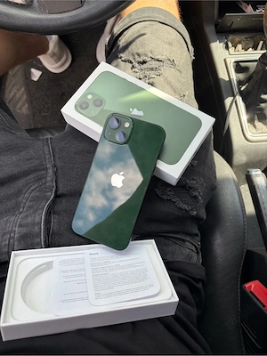 vand iphone 13