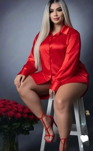 Trans  blonda grasuta 