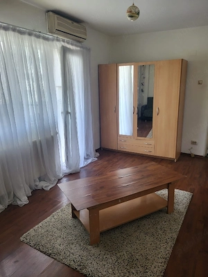 Închiriez garsonieră zona Piața Gorjului, Militari
