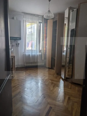 De vanzare spatiu de birouri sau comercial ultracentral 3 camere 70 mp - imagine 3