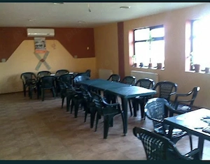 Proprietate mixtă ( casa + 2 spații comerciale, teren 1780mp) - imagine 6