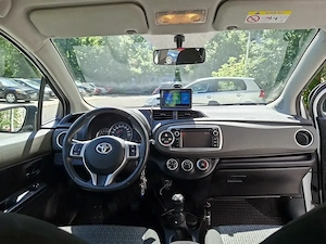 Toyota Yaris 1.33 VVT-i 6MT Euro 5 Luna - imagine 8