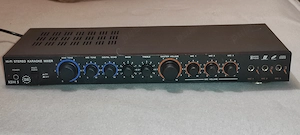 mixer de karaoke  HI FI model KSM 5 pret 250 ron