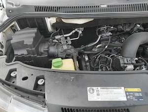 Vind microbuz VW Transporter T5 - imagine 5