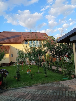  Vind sau schimb casă in cartierul funcționarilor 
