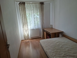 Ofer spre inchiriere Apartament 3 Camere, ultracentral, decomandat, direct proprietar - imagine 5