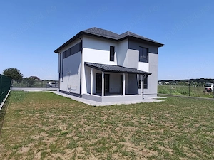 FARA COMISIOANE in Gulia casa 4 camere 3 bai P+1+pod terasa la cheie pe 500mp  - imagine 2