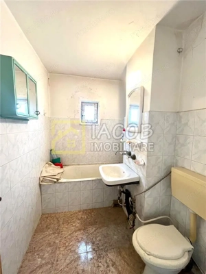 Str. Neagoe Voda, 3 camere, etaj 3, Bacau - imagine 10