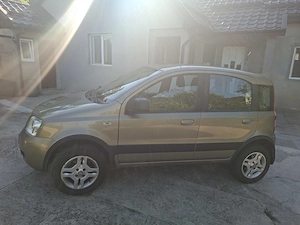  Fiat Panda 1.3 MultiJet 4x4 | 134.500 km Reali | Foarte bine întreținută - imagine 3