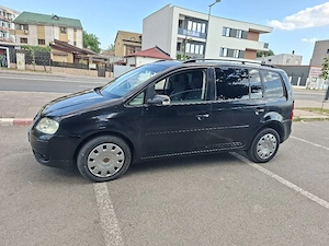 Vând VW Tuoran 2.0 TDI  - imagine 2
