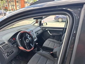 Vând VW Tuoran 2.0 TDI  - imagine 4