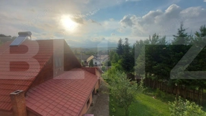 Casa cu 3 corpuri de vanzare,  6 camere, 400 mp + teren 2800 mp I Barcani  - imagine 2
