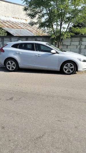 Volvo V40 2013 - imagine 2