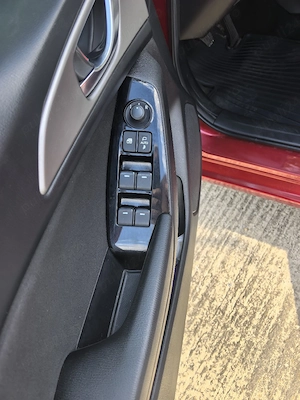 Vand Mazda3 Sedan - imagine 10
