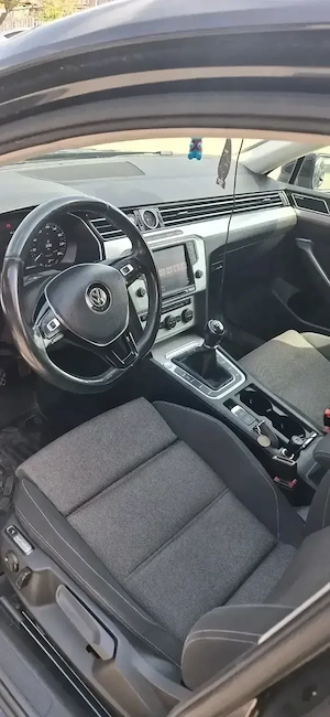 Volkswagen Passat B8 Variant 2.0 TDI 150 CP   2017   Virtual Cockpit   Full LED - imagine 4