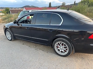Skoda Superb 2010 2.0 TDI - imagine 3