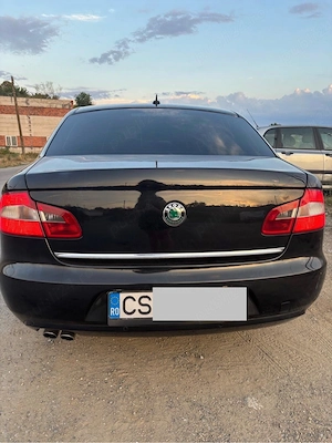 Skoda Superb 2010 2.0 TDI - imagine 2