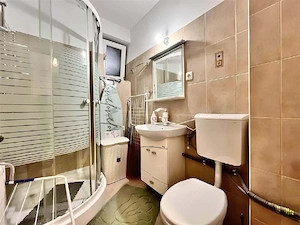 Proprietar inchiriez apart 2 camere, Zona Piața Astra - imagine 9