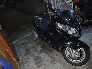 Suzuki Burgman 400 și 200 cc - imagine 5