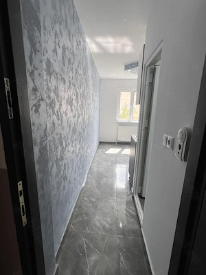 Garsoniera cf 3,etaj 3,17mp Fortuna-Vlaicu renovata recent - imagine 8