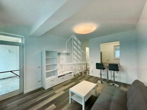 Apartament cu 2 camere de inchiriat, loc de parcare, Giroc
