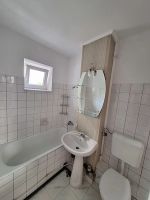 Apartament 3 camere, Rădăuți, zona Hurmuzachi, mobilat si utilat - imagine 8