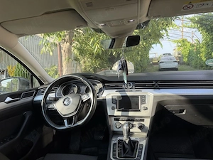 vw passat 2017 2.0 disel automata 150 cp - imagine 5