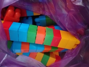 Lot cuburi constructie