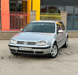 Golf 4 1.4 benzina an 2003 unic proprietar acte la zi fiscal pe loc    - imagine 3