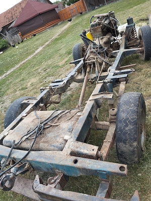 Vînd șasiu cu motor ARO 243 - imagine 6